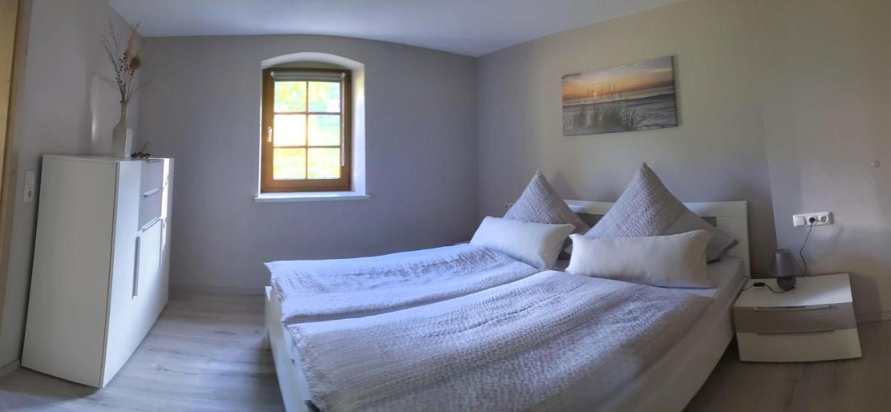 Ferienwohnung Aus-Zeit auf dem Lande Bad Gottleuba Exterior foto