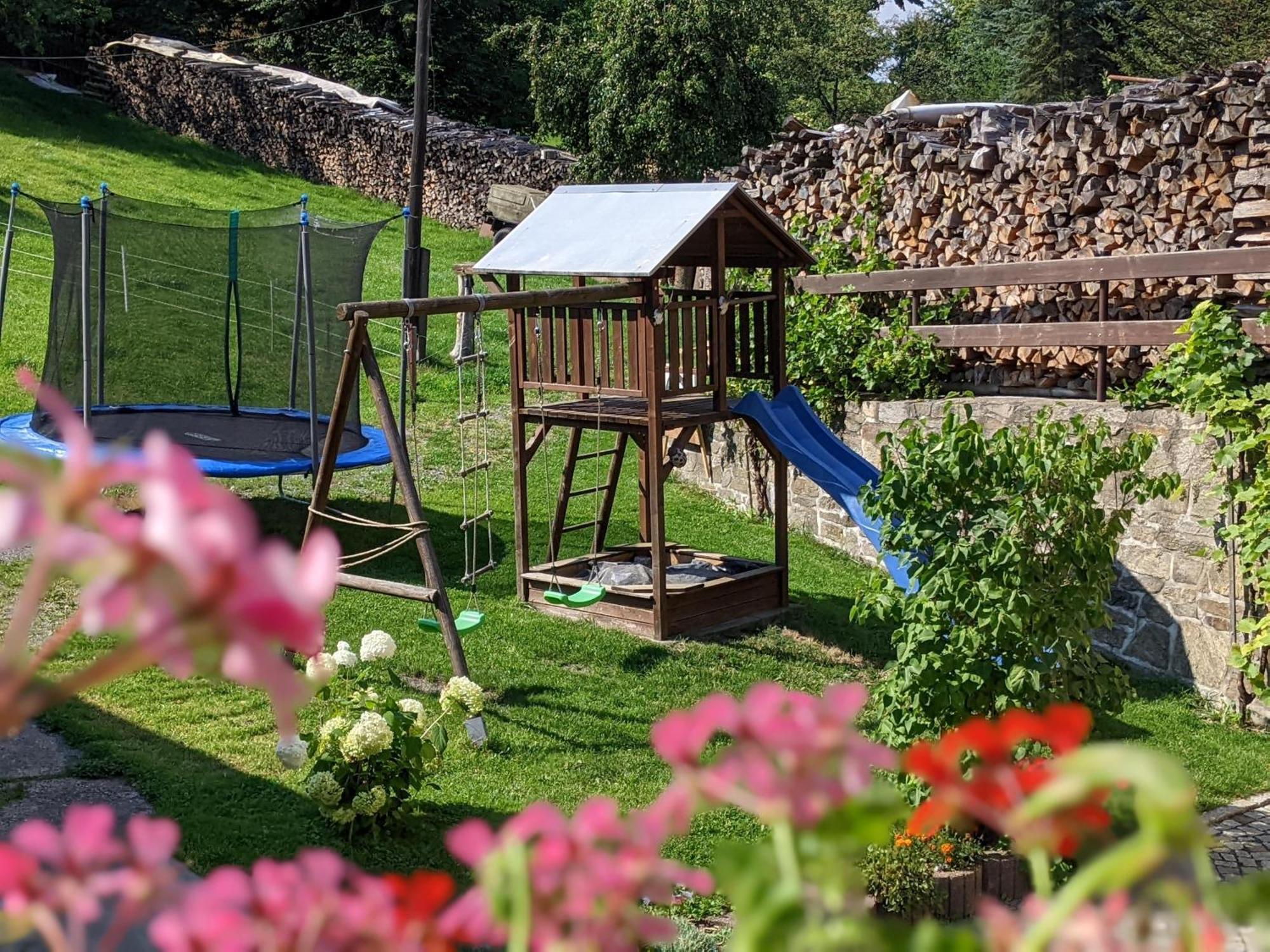 Ferienwohnung Aus-Zeit auf dem Lande Bad Gottleuba Exterior foto